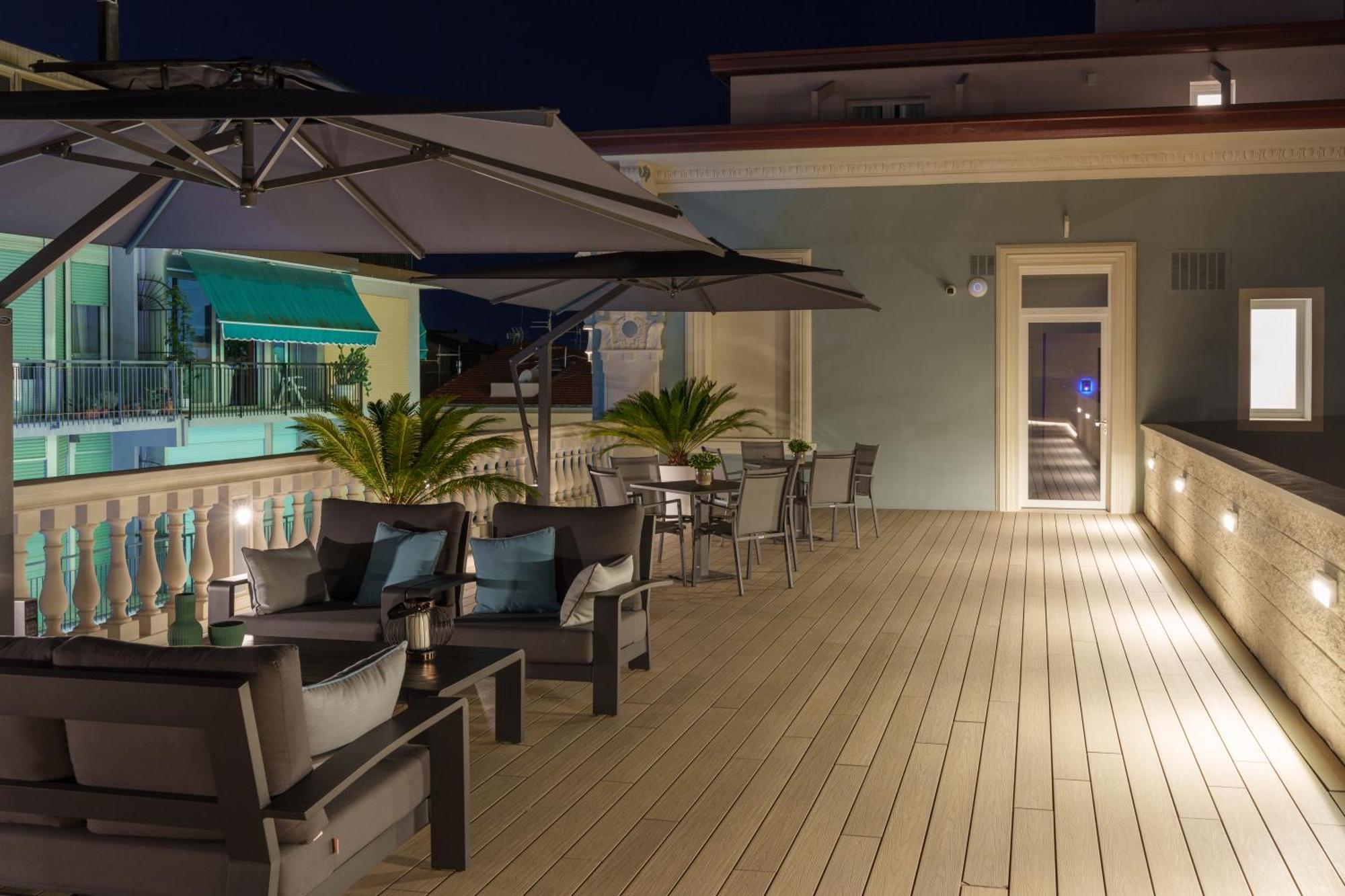 VI Suites Viareggio Esterno foto