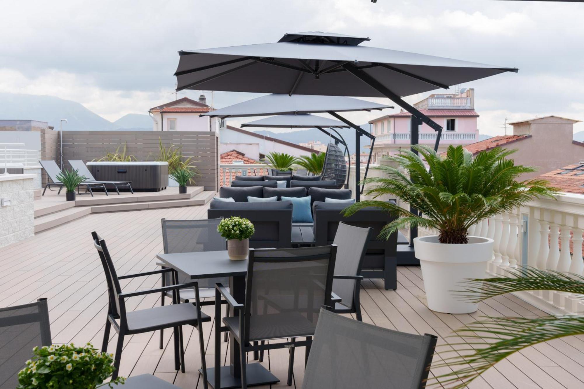 VI Suites Viareggio Esterno foto